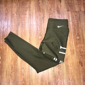 Nike leggings